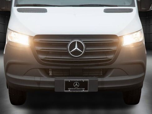 Used 2024 Mercedes-Benz Sprinter 3500 image 12