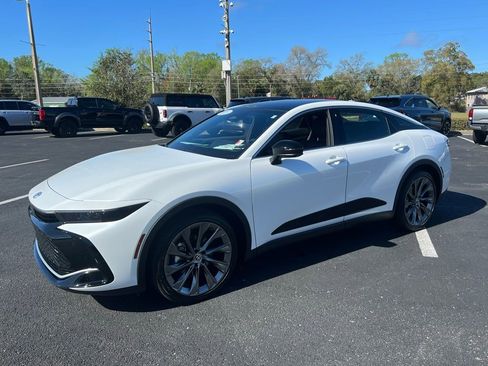 Certified 2026 Toyota Crown Limited w/ Advanced Technology Package image 1