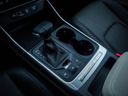 New 2026 Kia Carnival FWD image 27