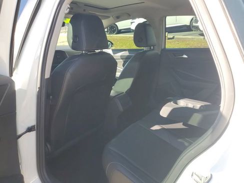 Used 2019 Volkswagen Jetta SEL w/ Cold Weather Package image 7