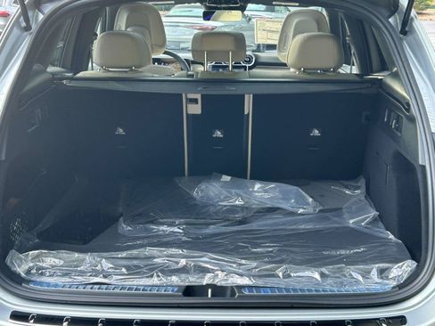 New 2027 Mercedes-Benz GLC 300 4MATIC image 9