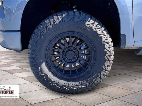 Used 2025 Chevrolet Silverado 1500 RST image 9