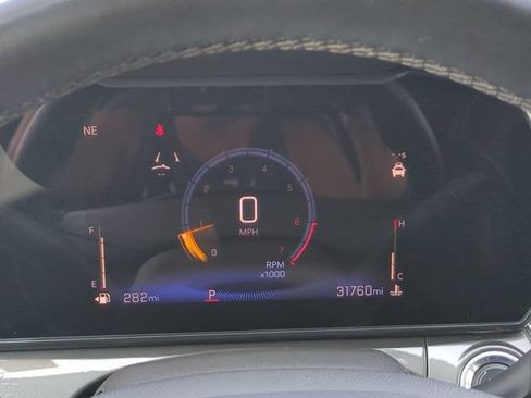 Used 2024 Chevrolet Trax ACTIV w/ Sunroof Package FWD image 8