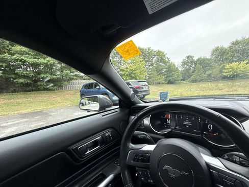 Used 2020 Ford Mustang GT Premium w/ Equipment Group 401A image 10