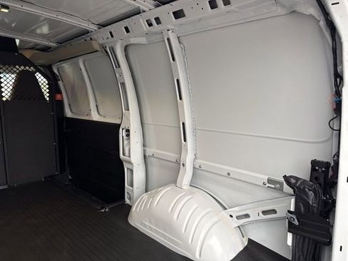 New 2025 GMC Savana 2500 w/ Communications Package image 20