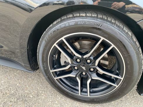 Used 2016 Ford Mustang Coupe image 28