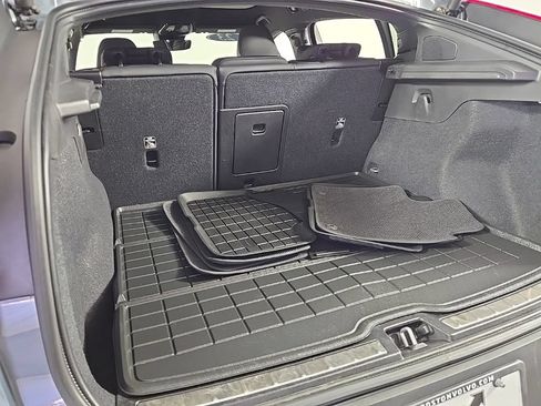 Certified 2023 Volvo C40 P8 Recharge Ultimate w/ Protection Package Premier AWD/4WD image 15