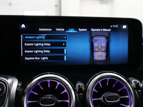 Used 2022 Mercedes-Benz GLB 35 AMG 4MATIC image 73
