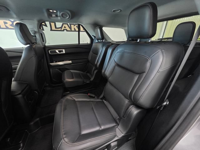 Used 2023 Ford Explorer XLT w/ Equipment Group 202A AWD/4WD image 10