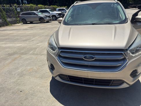Used 2017 Ford Escape Titanium FWD image 2