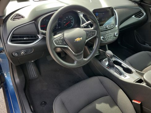 Used 2025 Chevrolet Malibu LT FWD image 20