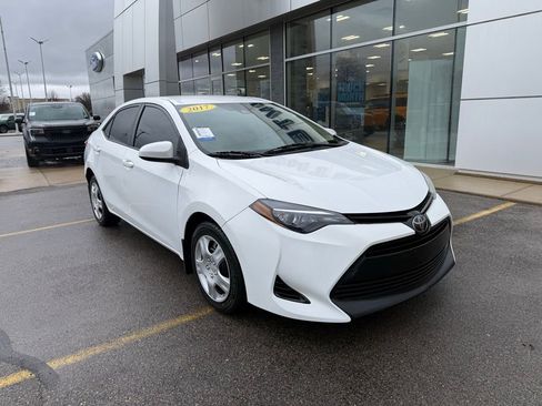 Used 2017 Toyota Corolla LE w/ Carpet Mat Package (TMS) image 34