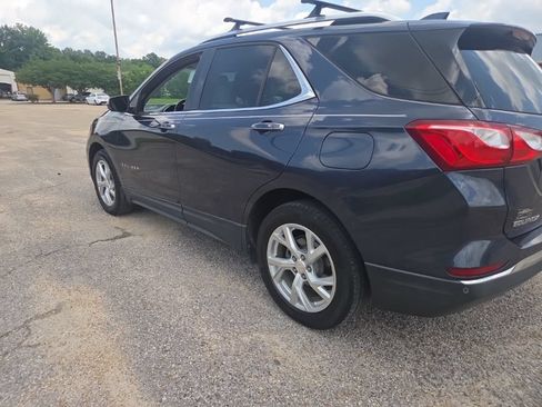 Used 2018 Chevrolet Equinox Premier FWD image 8