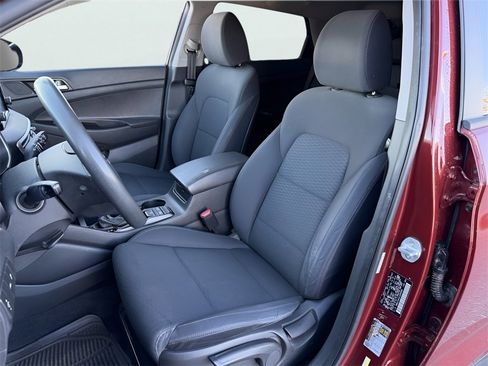 Used 2020 Hyundai Tucson SE image 13