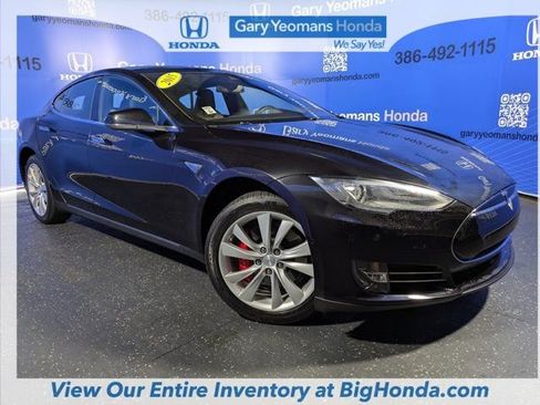Used 2015 Tesla Model S 90D image 2