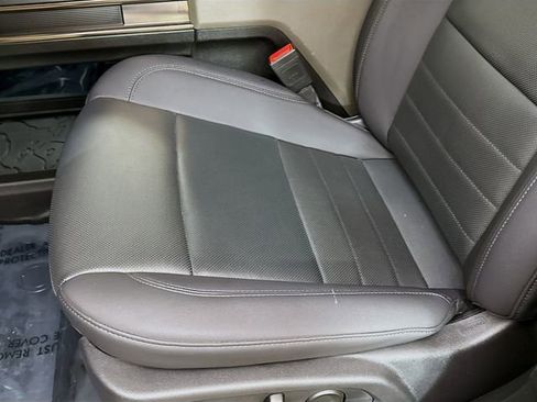 Used 2024 GMC Hummer EV 2X image 23