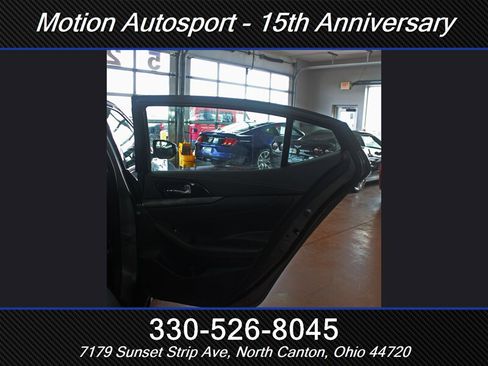 Used 2023 Nissan Maxima SL FWD image 40