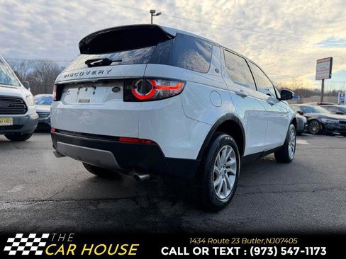 Used 2017 Land Rover Discovery Sport HSE image 6