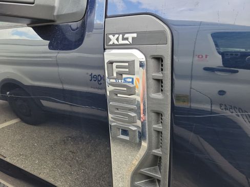 Used 2025 Ford F250 XLT AWD/4WD image 4