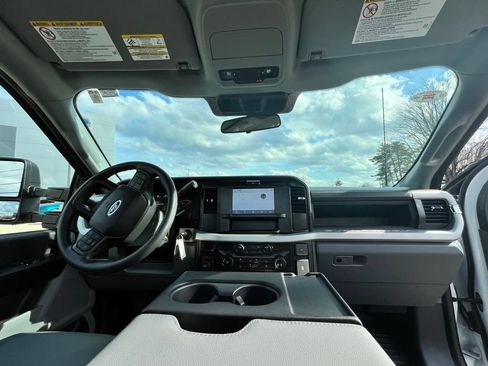 New 2026 Ford F250 XL w/ XL Driver Assist Package RWD image 10