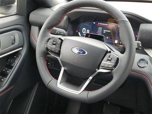 New 2026 Ford Explorer ST-Line image 29