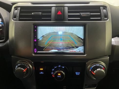 Certified 2018 Toyota 4Runner SR5 Premium AWD/4WD image 19