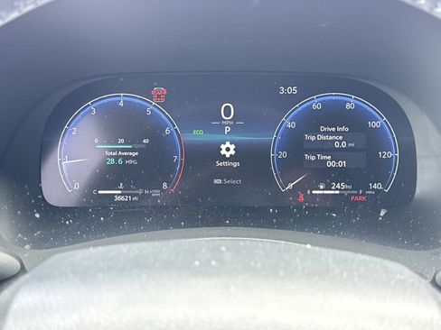 Used 2024 Toyota Highlander Limited image 23