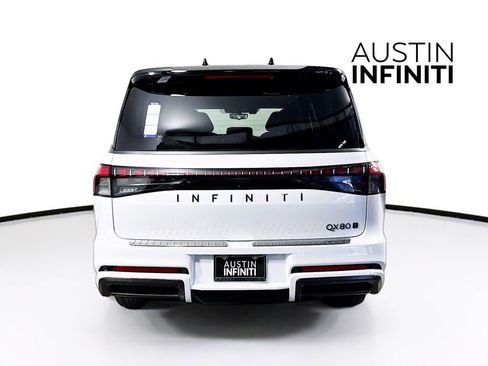 New 2026 INFINITI QX80 Autograph w/ Premium Cargo Package image 8