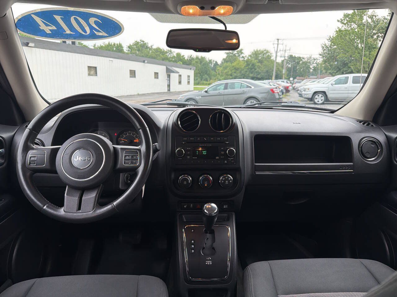 Used 2014 Jeep Patriot Latitude AWD/4WD image 16