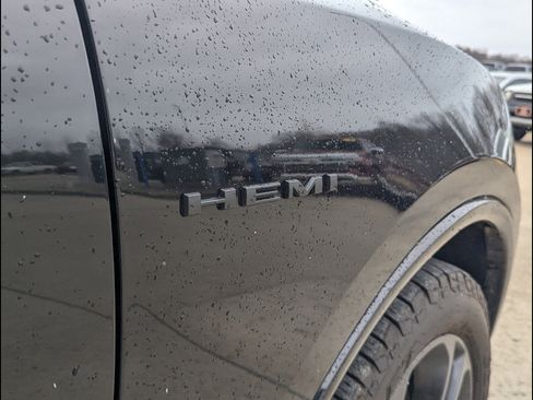 Used 2023 Dodge Durango R/T w/ Blacktop Package image 13