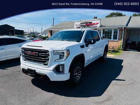 Used 2021 GMC Sierra 1500 AT4 w/ AT4 Value Package AWD/4WD image 2