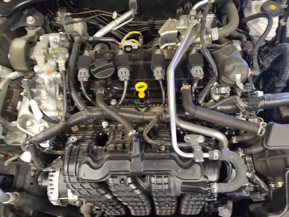 Used 2025 Nissan Altima 2.5 SV FWD image 30