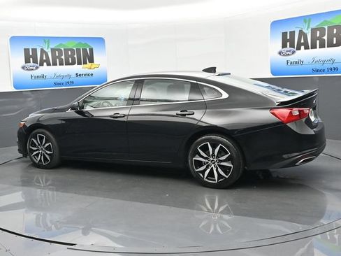 Used 2022 Chevrolet Malibu RS FWD image 3