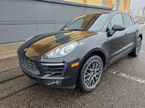 Used 2017 Porsche Macan S AWD/4WD image 3