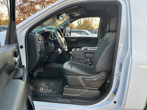 Used 2026 Chevrolet Silverado 3500 W/T AWD/4WD image 17