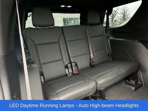 Used 2022 Chevrolet Tahoe Z71 w/ Luxury Package image 19