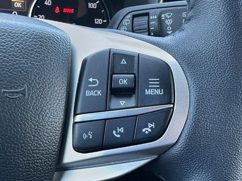Used 2024 Ford Explorer Limited w/ Equipment Group 301A AWD/4WD image 17
