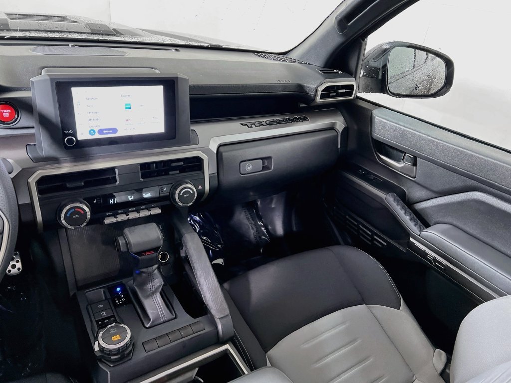 Certified 2025 Toyota Tacoma TRD Sport AWD/4WD image 19