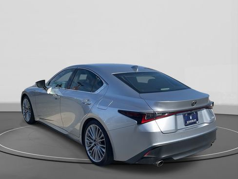 Used 2023 Lexus IS 300 w/ Premium Package RWD image 4