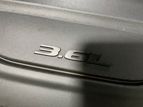 Used 2022 Chrysler Pacifica Limited image 30