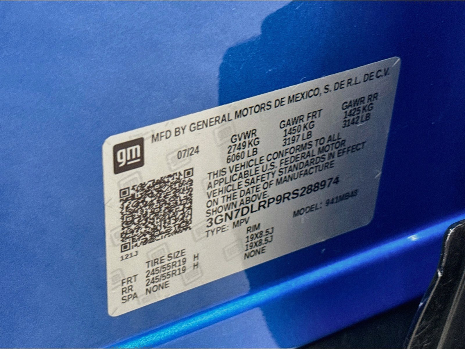 Used 2024 Chevrolet Equinox EV LT w/ LPO, Trailering Package FWD image 34