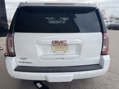 Used 2016 GMC Yukon SLT image 4