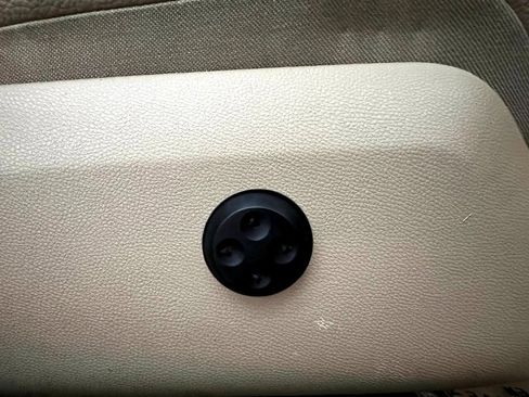 Used 2011 Mercedes-Benz E 350 4MATIC Wagon image 20