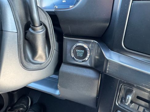 New 2026 Ford F250 Lariat w/ Black Appearance Package image 30