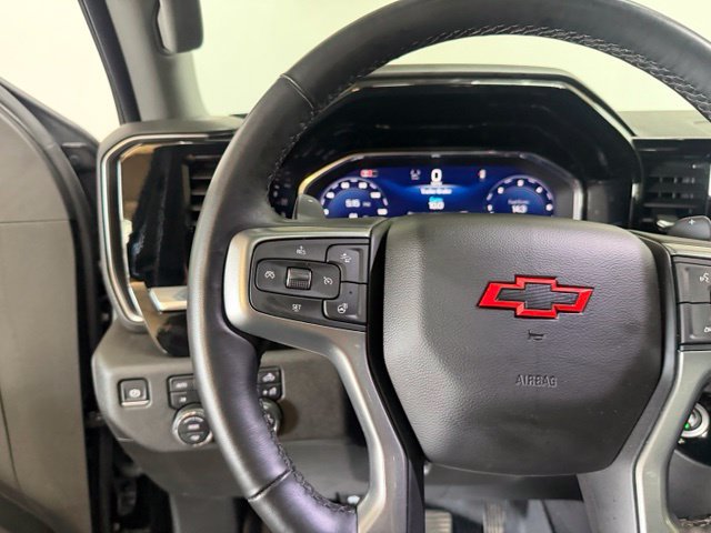 Used 2024 Chevrolet Silverado 1500 RST w/ Redline Edition AWD/4WD image 18