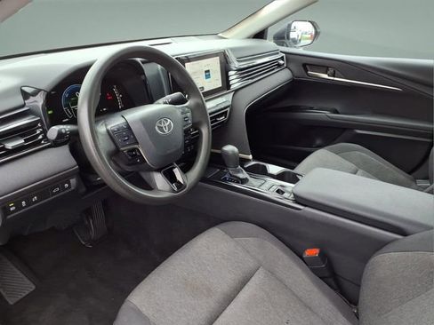 Certified 2025 Toyota Camry LE FWD image 12