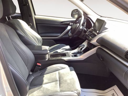 Used 2024 Mitsubishi Eclipse Cross SE image 15