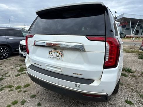 Used 2022 GMC Yukon XL SLT AWD/4WD image 6