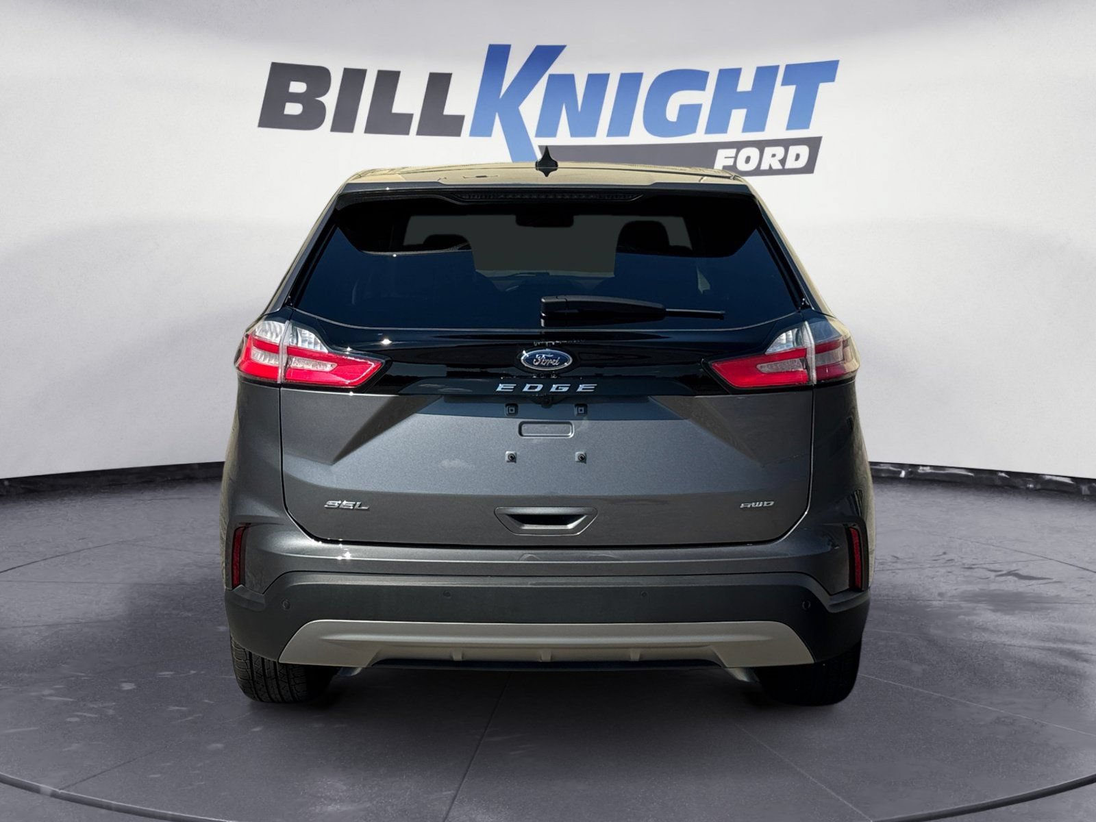 Certified 2024 Ford Edge SEL w/ Convenience Package AWD/4WD image 4
