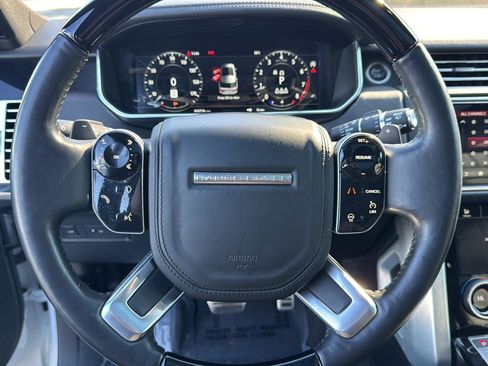 Used 2022 Land Rover Range Rover P525 Westminster Edition image 17
